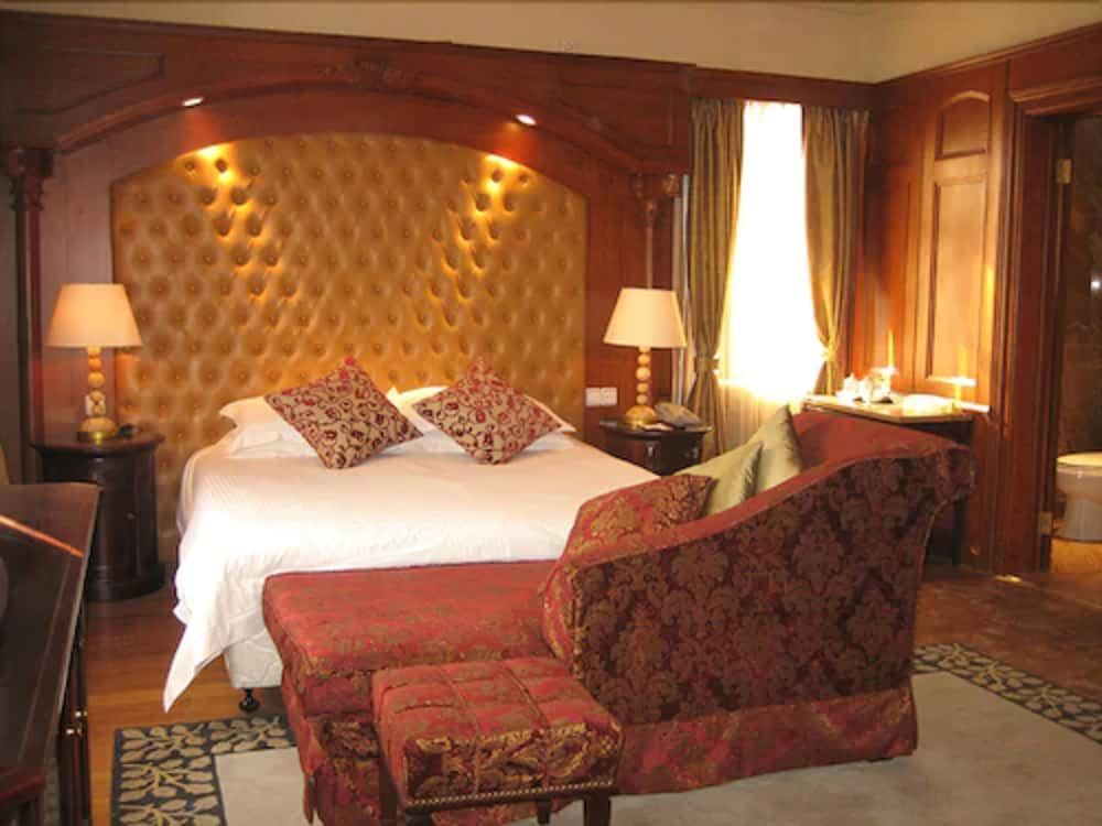 undefined Jin Jiang Pacific Hotel Shanghai