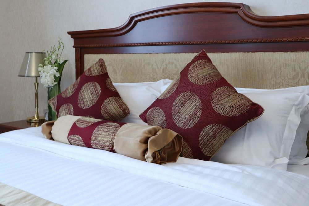 undefined Jin Jiang Pacific Hotel Shanghai 9