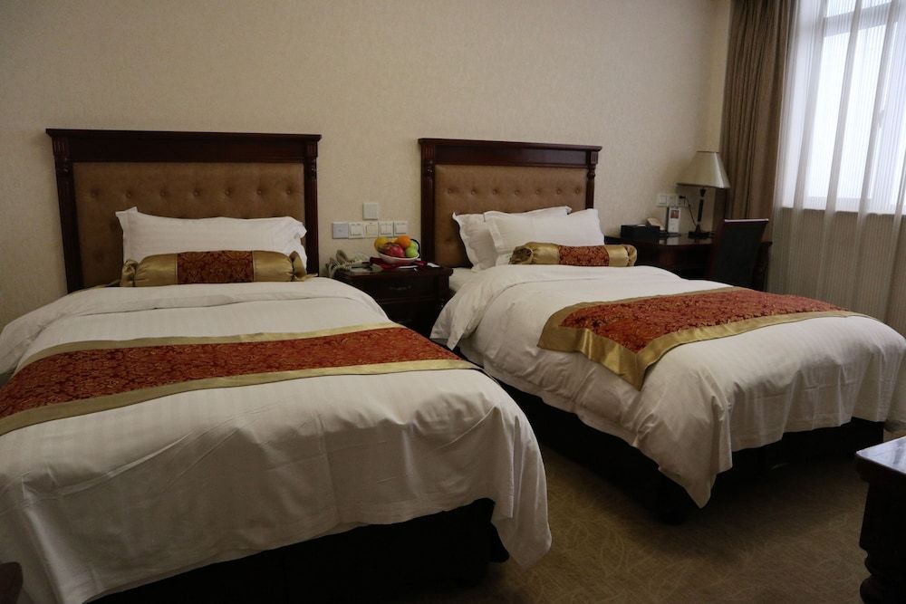 Jin Jiang Pacific Hotel Shanghai Standard Twin Room 2