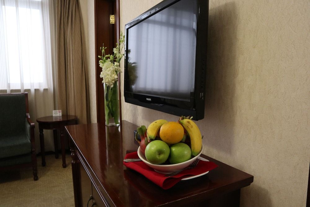 Jin Jiang Pacific Hotel Shanghai Standard Twin Room 6