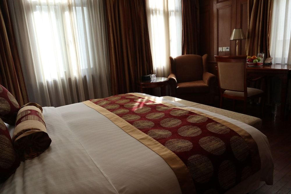 Superior Room, 1 King Bed