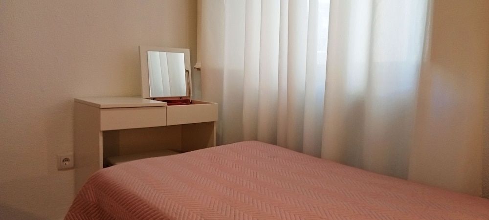 Hostal Bahía Twin Room 2