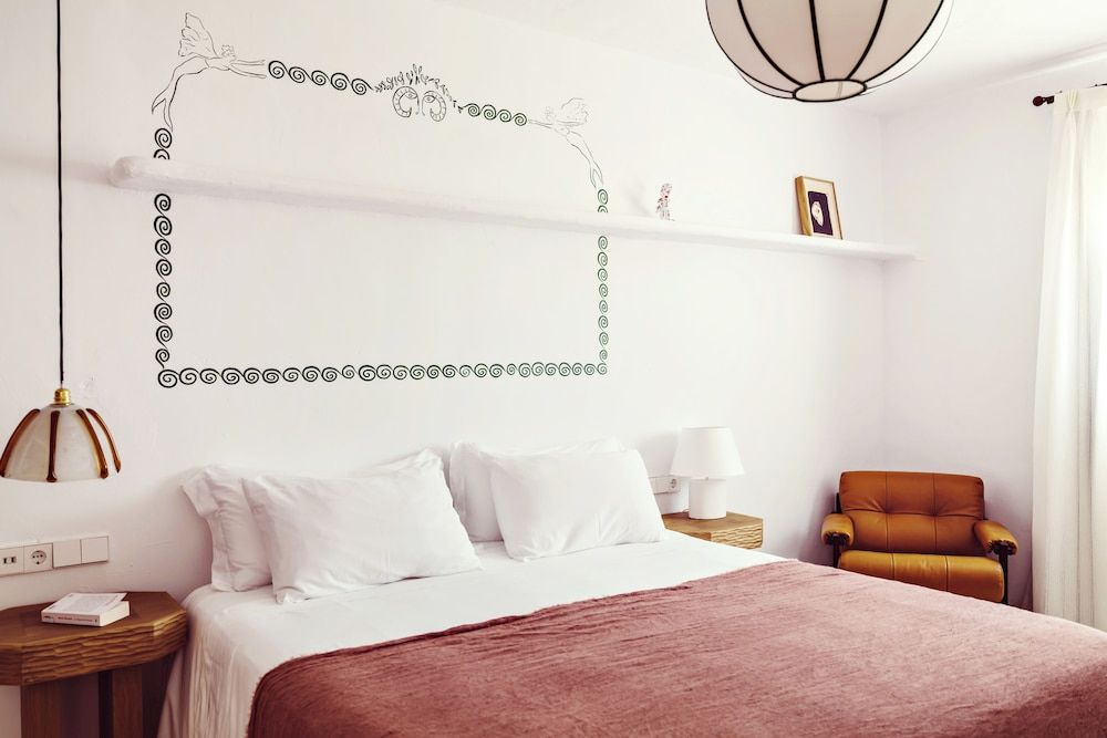 Suite, Sea View (Petunia)