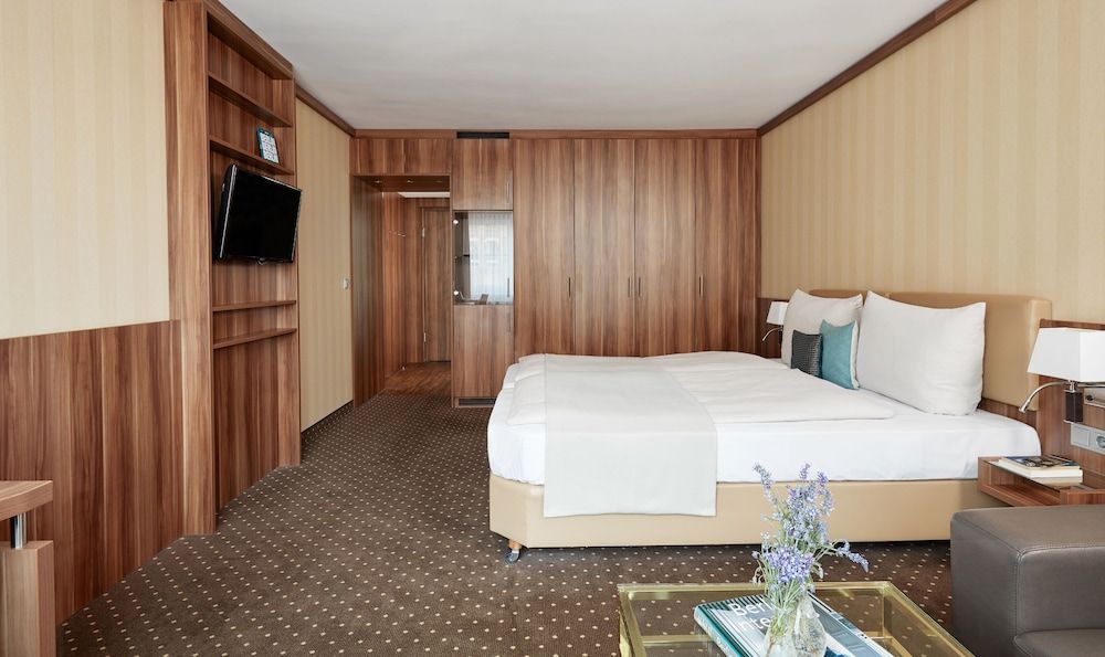 undefined Living Hotel Berlin Mitte 6