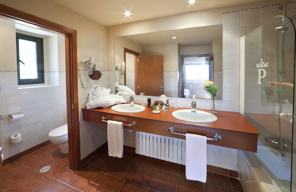 Parador De Vielha Standard Twin Room 3