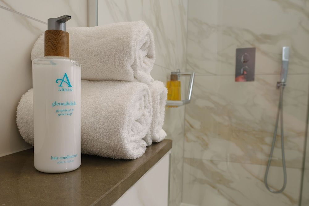 The Lowry Hotel Manchester Deluxe Room, 1 King Bed 6