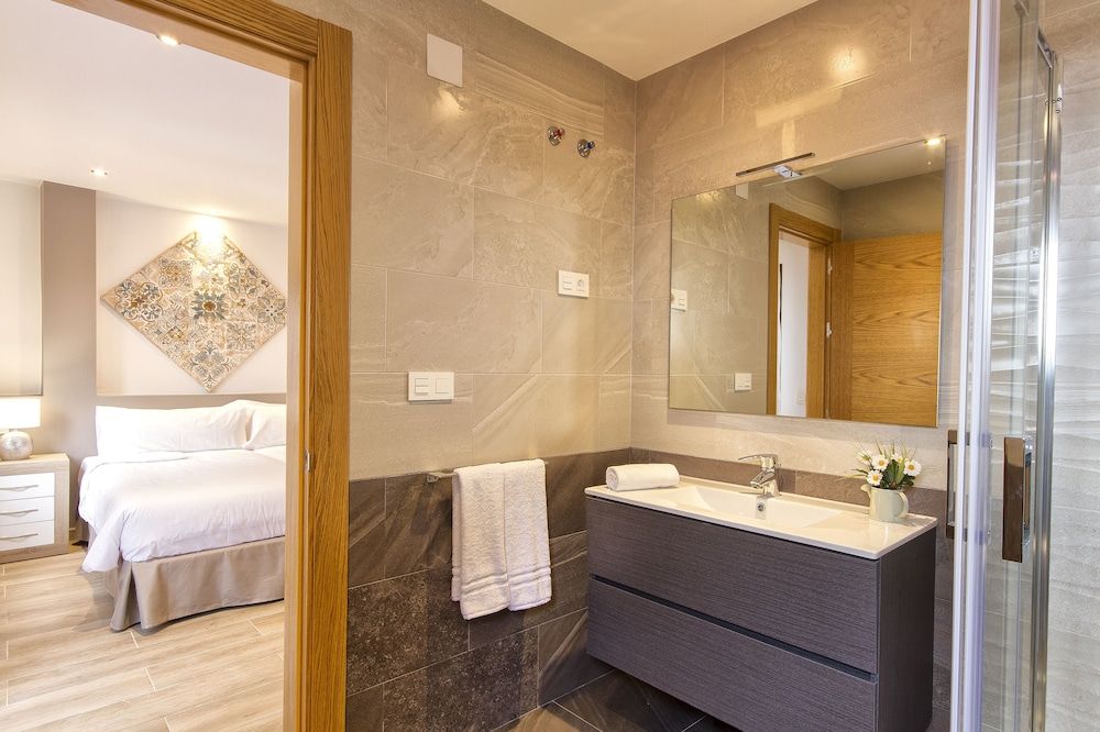 Double or Twin Room, Balcony