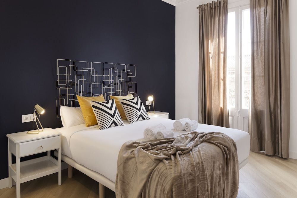 Habitat Apartments Grace Apartment, 3 Bedrooms, Balcony, City View 6