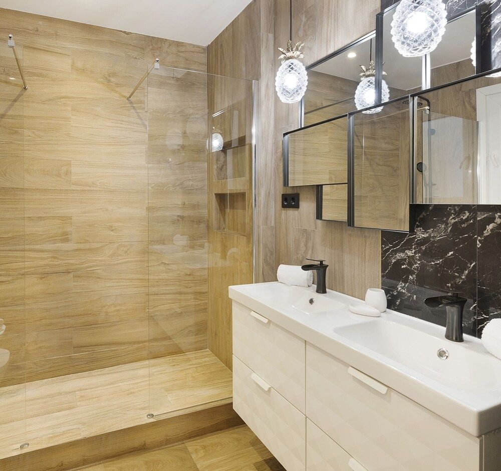 Habitat Apartments Grace Luxury Apartment, 4 Bedrooms, Balcony 17