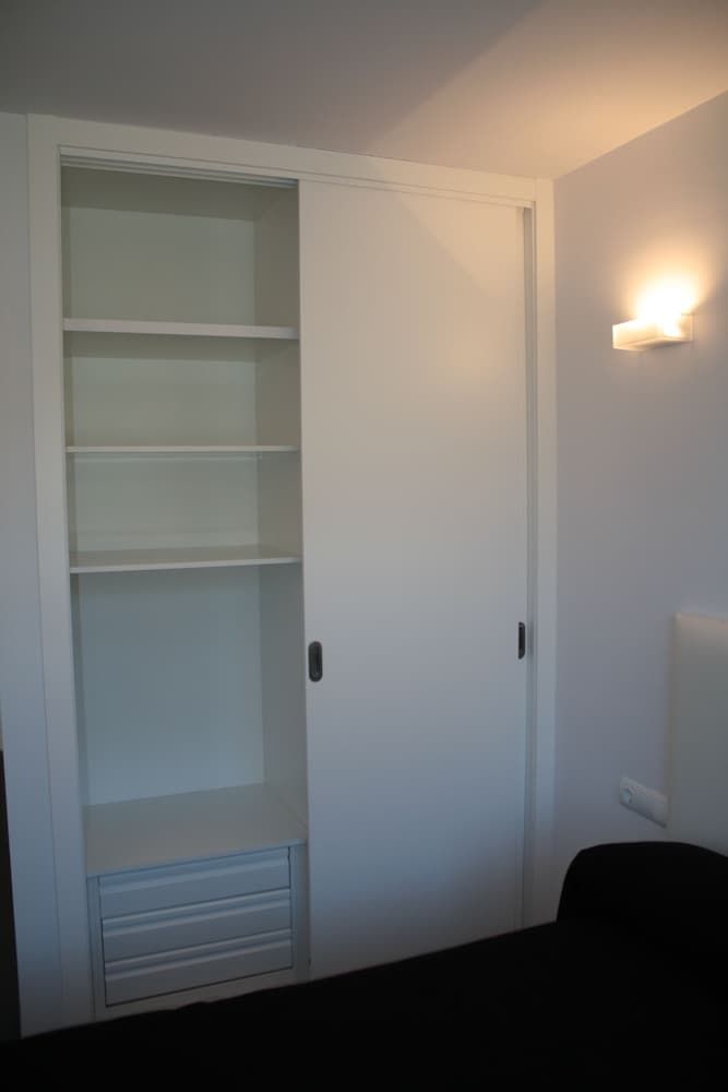 Hostal Tres Campanas Economy Double Room 2