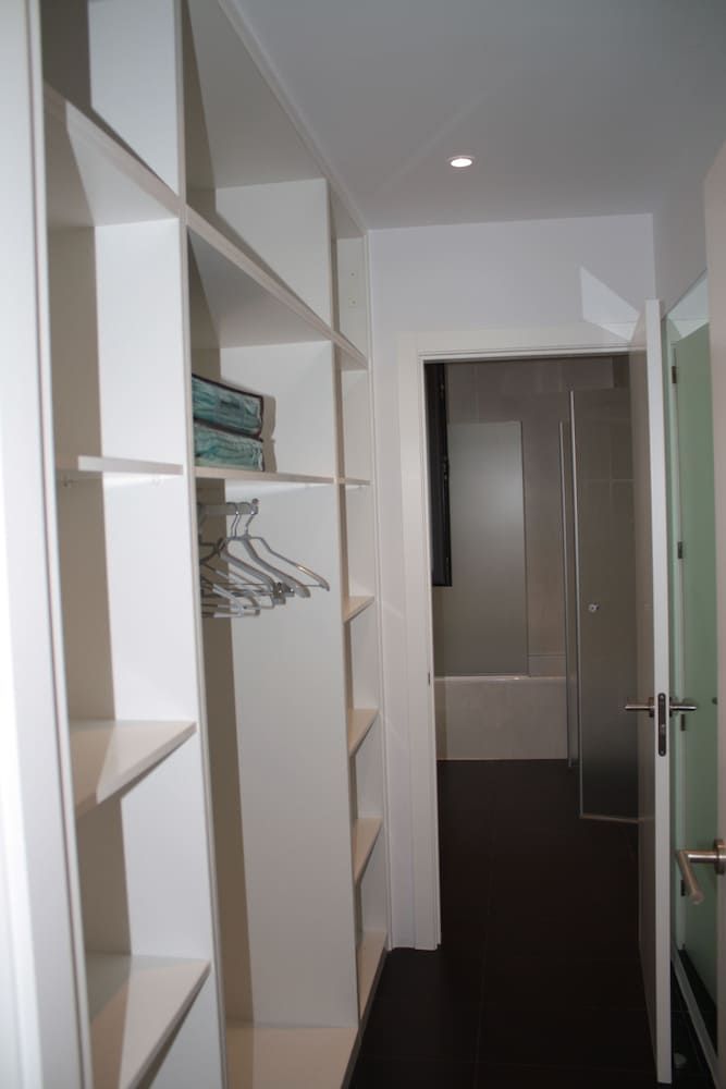 Hostal Tres Campanas Triple Room 4