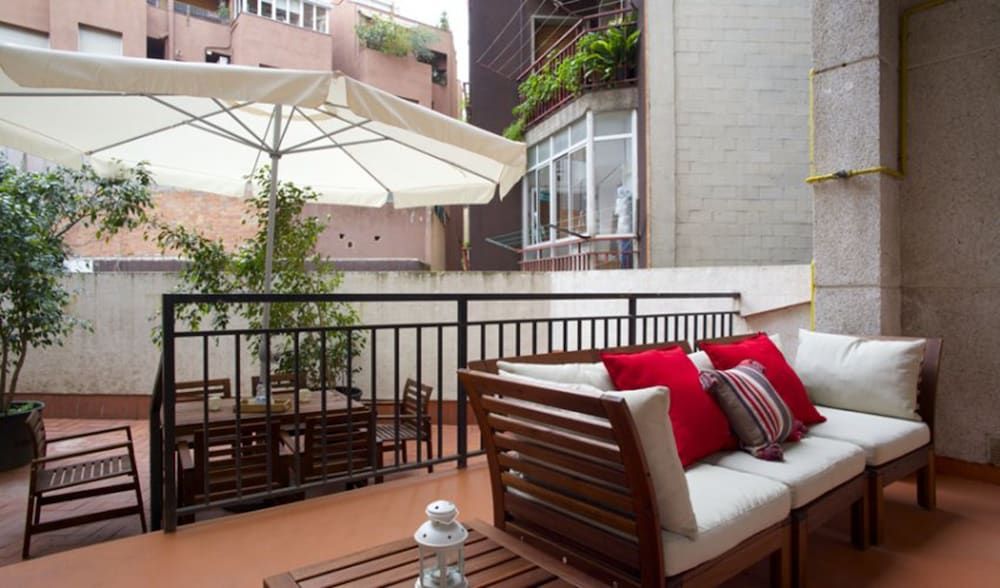 BarcelonaForRent Urban Town Suites Apartment, 2 Bedrooms, Terrace 16