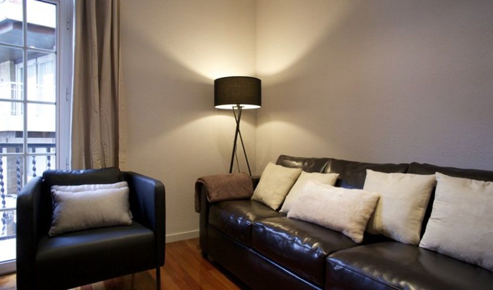 BarcelonaForRent Urban Town Suites Apartment, 2 Bedrooms, Terrace 12