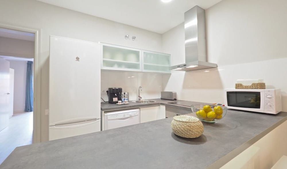 BarcelonaForRent Urban Town Suites Apartment, 2 Bedrooms 6
