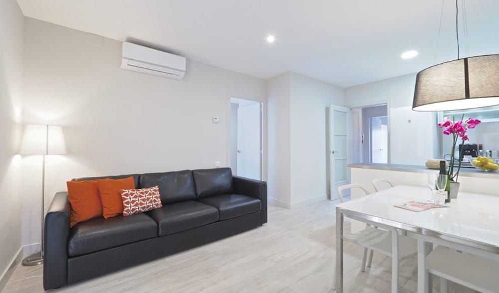 BarcelonaForRent Urban Town Suites Apartment, 2 Bedrooms 10