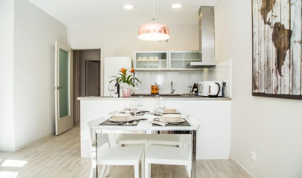 BarcelonaForRent Urban Town Suites Standard Apartment, 2 Bedrooms (III) 7