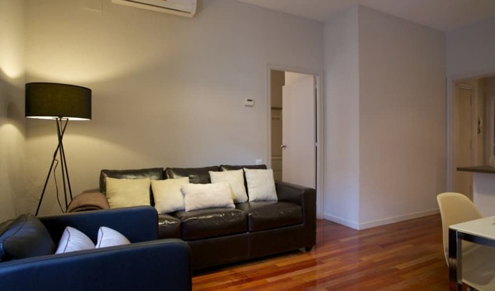 BarcelonaForRent Urban Town Suites Apartment, 2 Bedrooms, Terrace 13