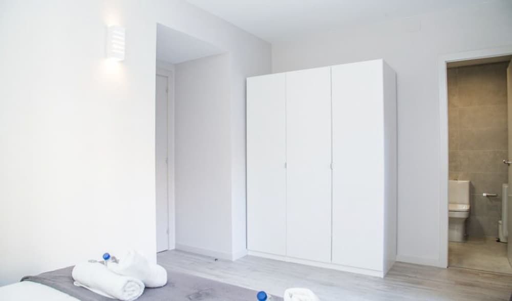 BarcelonaForRent Urban Town Suites Standard Apartment, 2 Bedrooms (III) 2