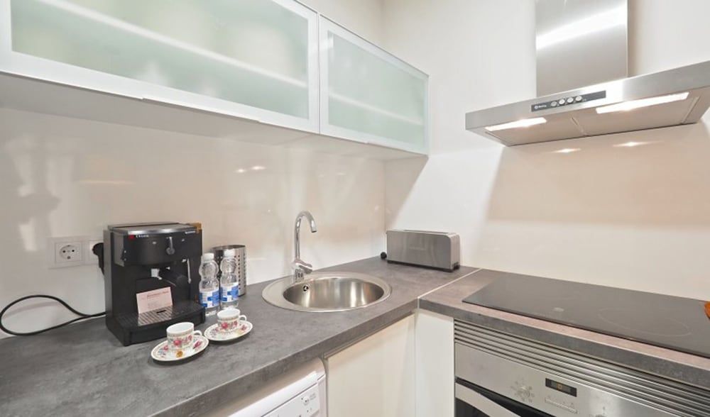 BarcelonaForRent Urban Town Suites Apartment, 2 Bedrooms 7