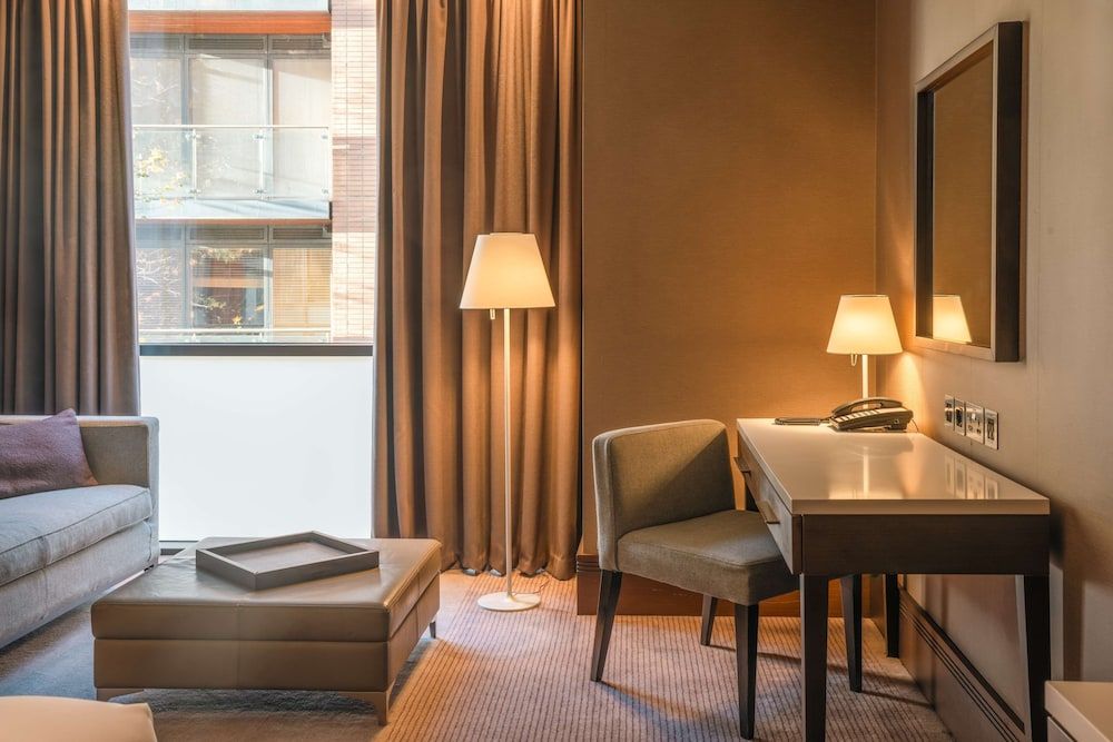 Radisson Blu Royal Hotel, Dublin Standard Room 6