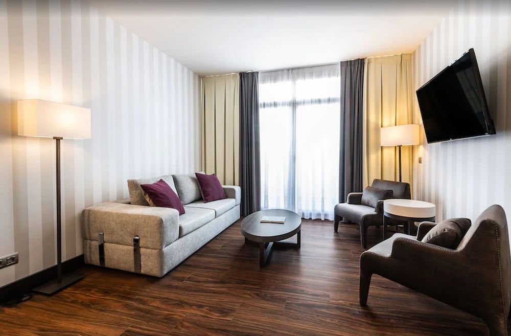 undefined Intelier Palacio de San Martín Hotel 10