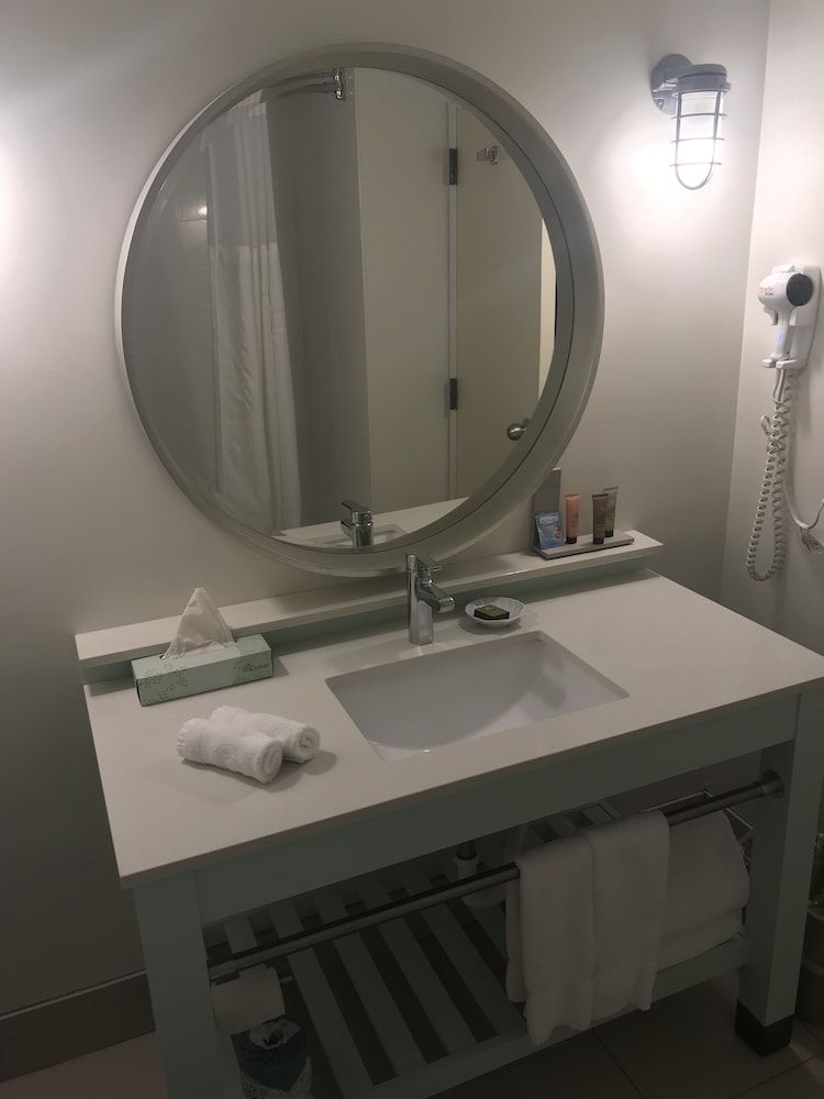 Hotel Tybee Inland Facing 2 Queens 3