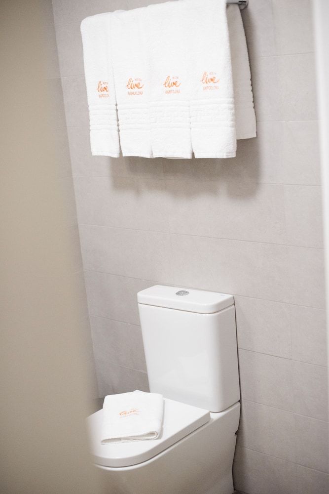 Hostal Live Barcelona Triple Room 7