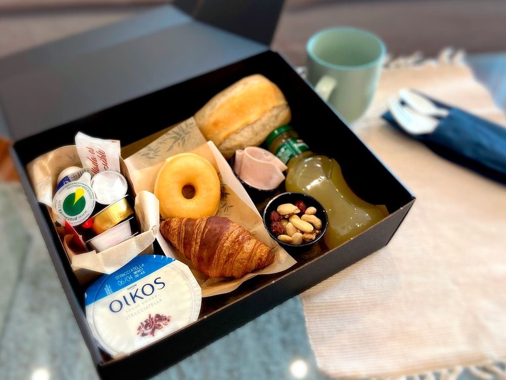 Mosaic by Ona Double Room 4