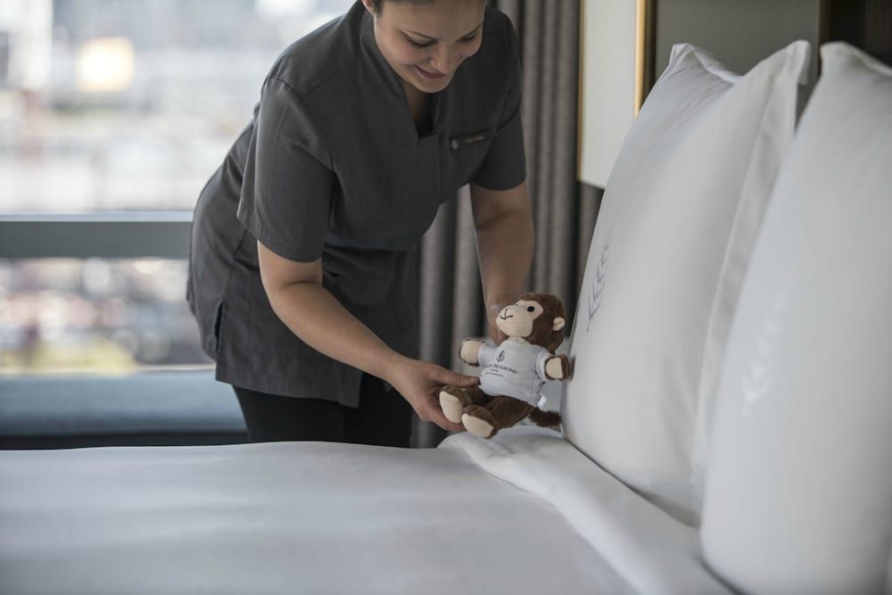 Four Seasons Hotel San Francisco Superior Room, 1 King Bed 3