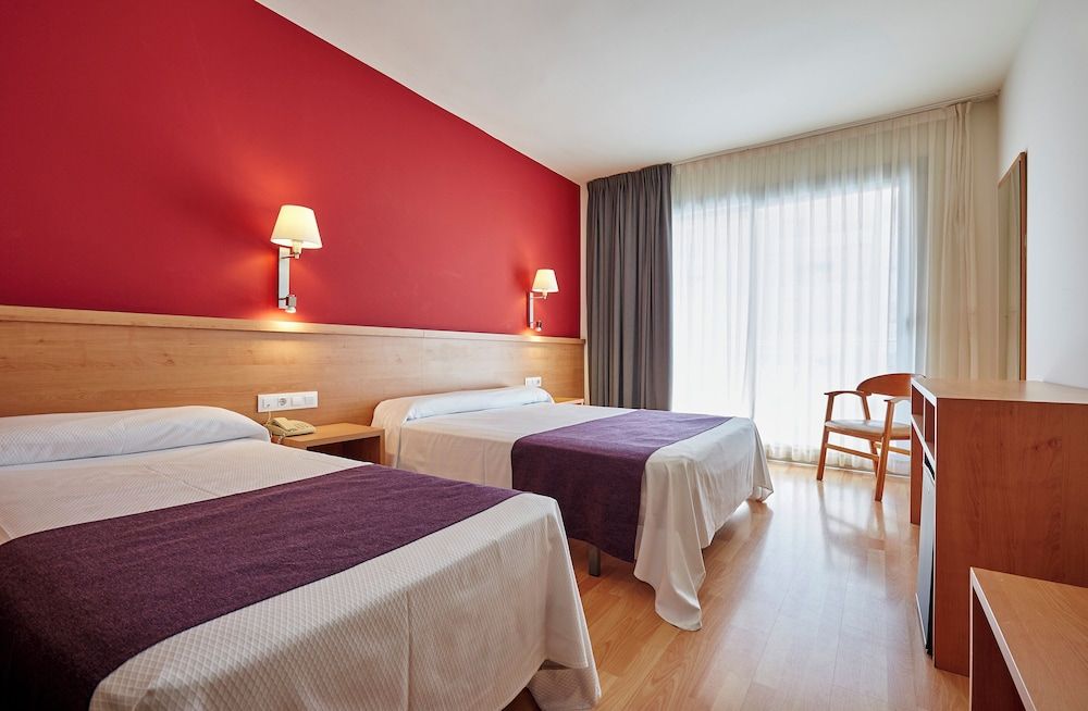 Surf Mar Hotel Double Room, Balcony, Partial Ocean View (3 adults)