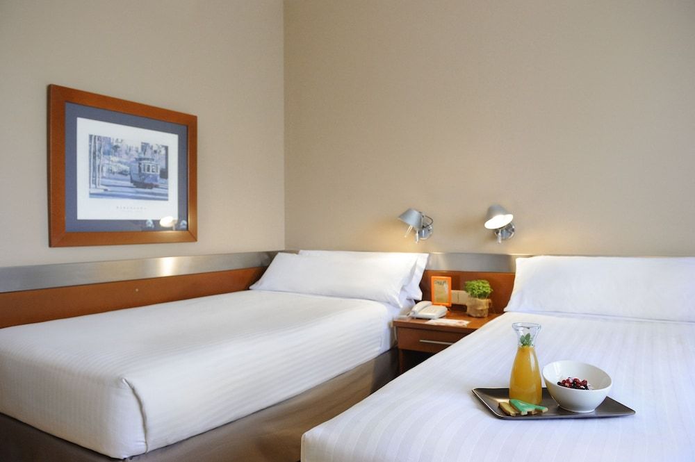 Tres Torres Atiram Hotel Standard Twin Room 4