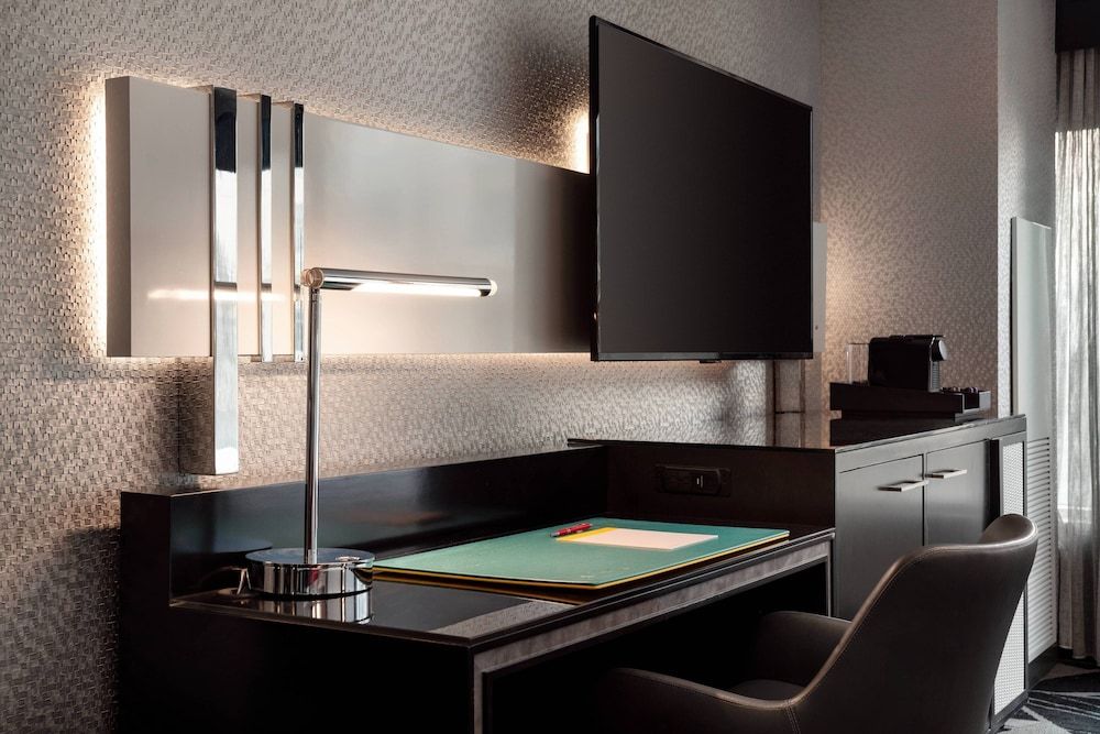 undefined The Clancy, Autograph Collection 2