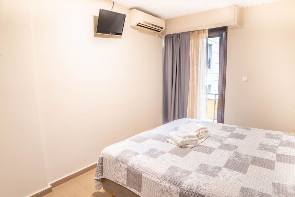 Anita Hotel Standard Double or Twin Room 8