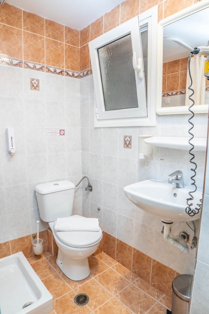 Anita Hotel Standard Double or Twin Room 24