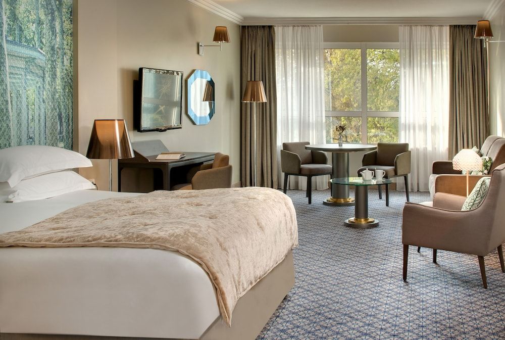 Célestins Spa Thermal & Hôtel Junior Suite 2