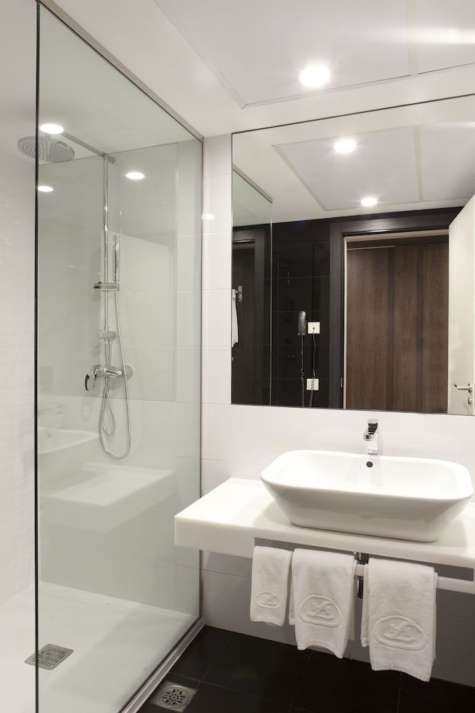 undefined Hotel Liabeny 10