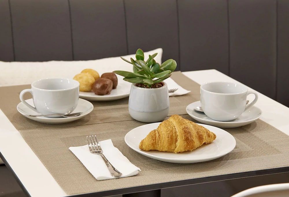 undefined Hostal Central Barcelona 10