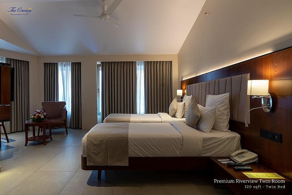 undefined The Crown Goa 5