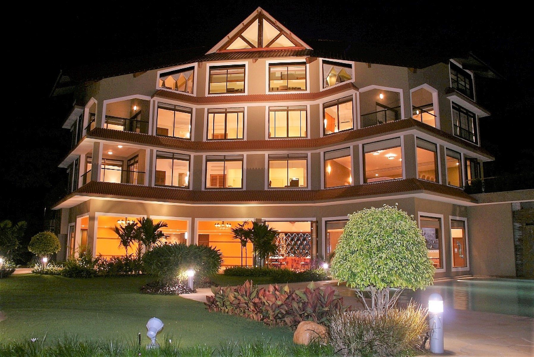 undefined The Crown Goa 6