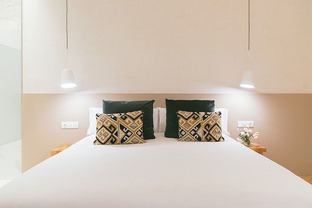 VEINTIUNO Emblematic Hotels - Adults Only Classic Interior Double Room 3