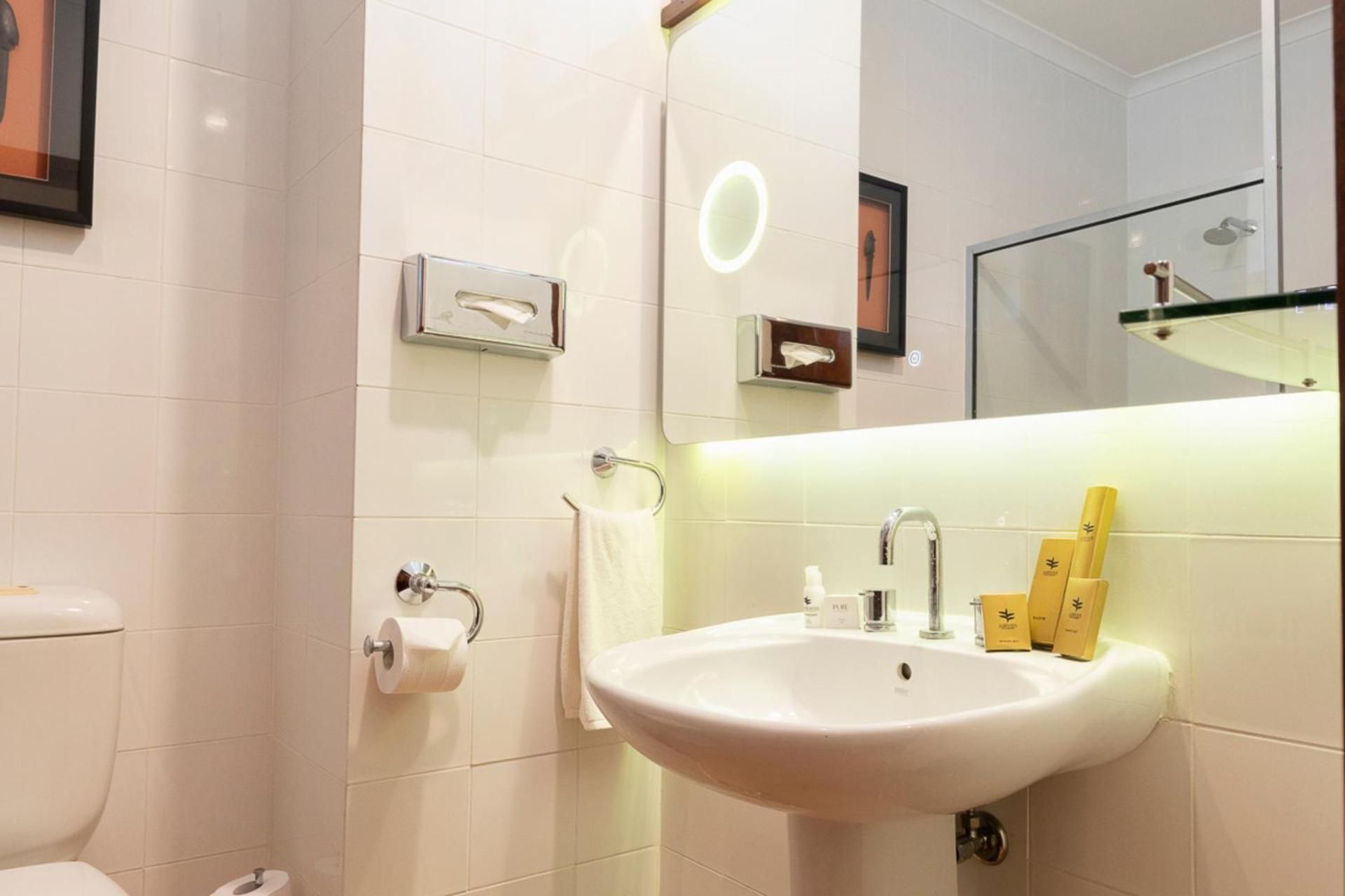 Bacchus Wing Suite