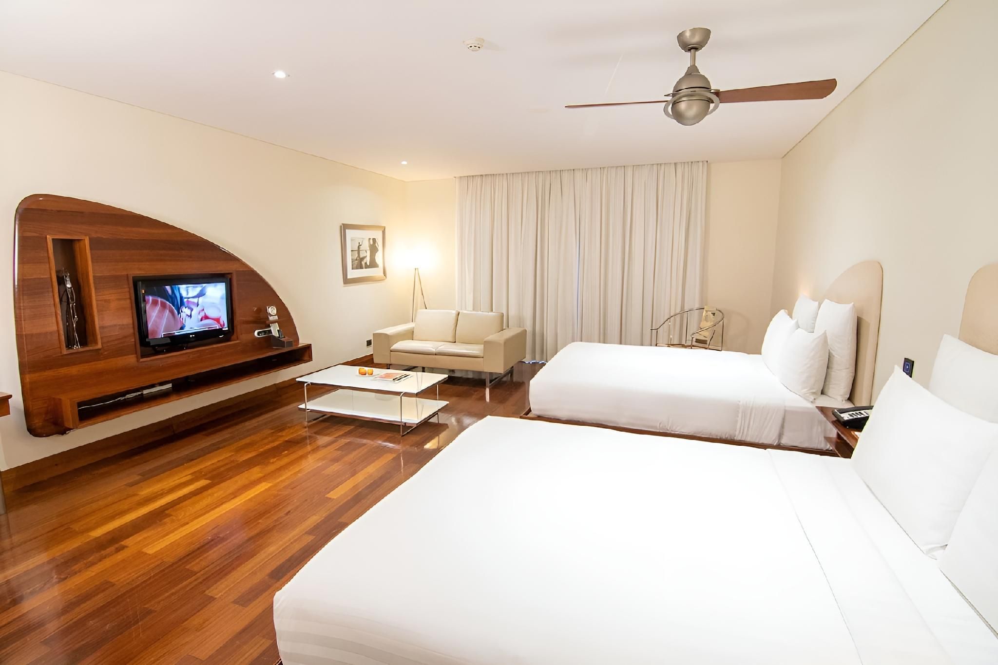 Dakota Wing Twin Room