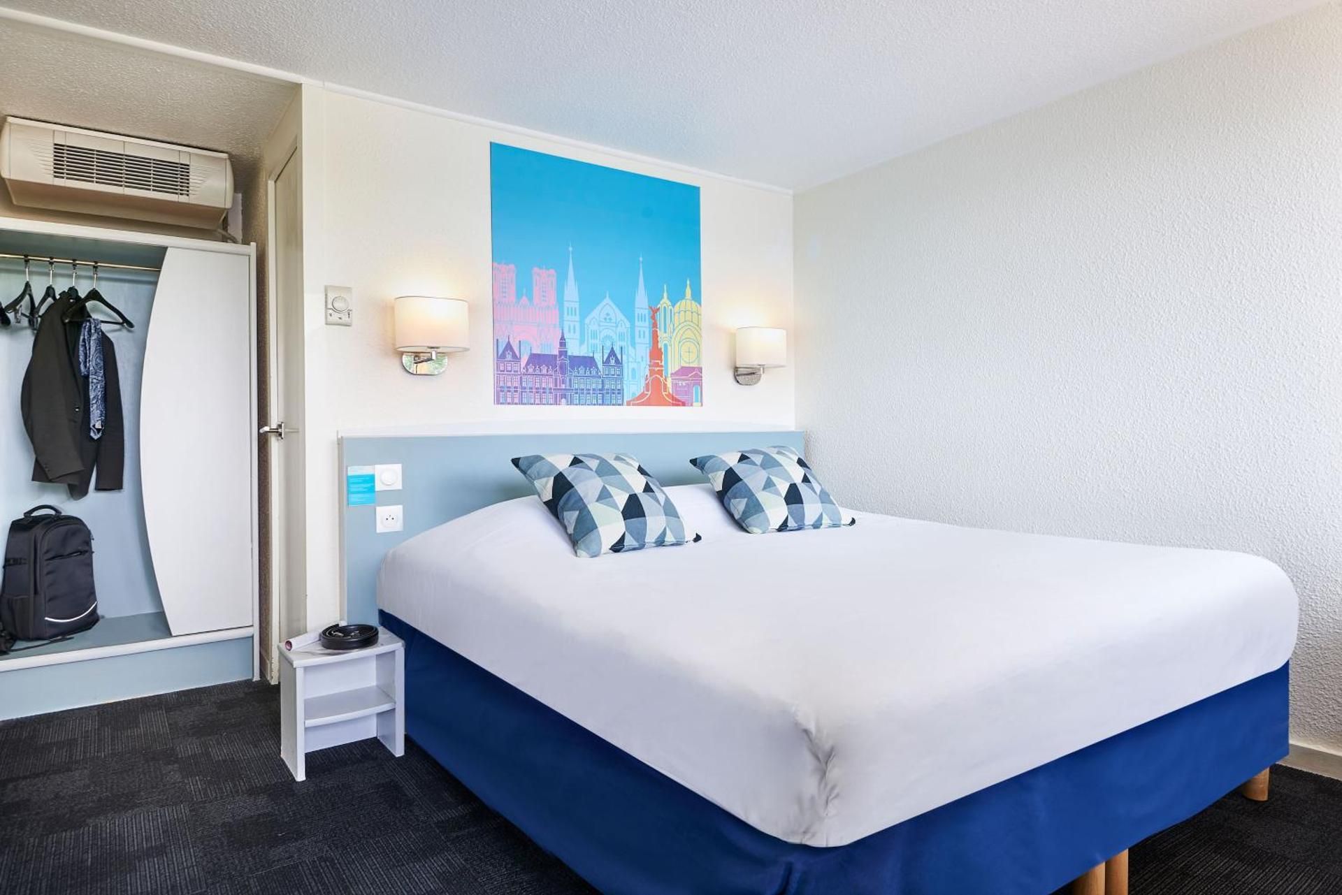 Kyriad Direct Le Bourget Gonesse Superior Room - 1 Double Bed