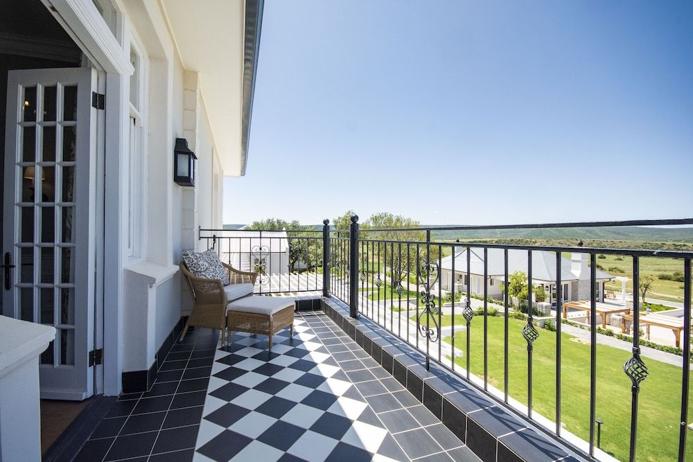 Shamwari Long Lee Manor Suite, 1 King Bed, Balcony, Valley View (Manor House) 4