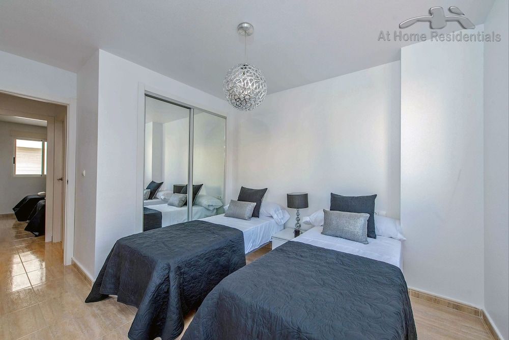 Grand Apartment