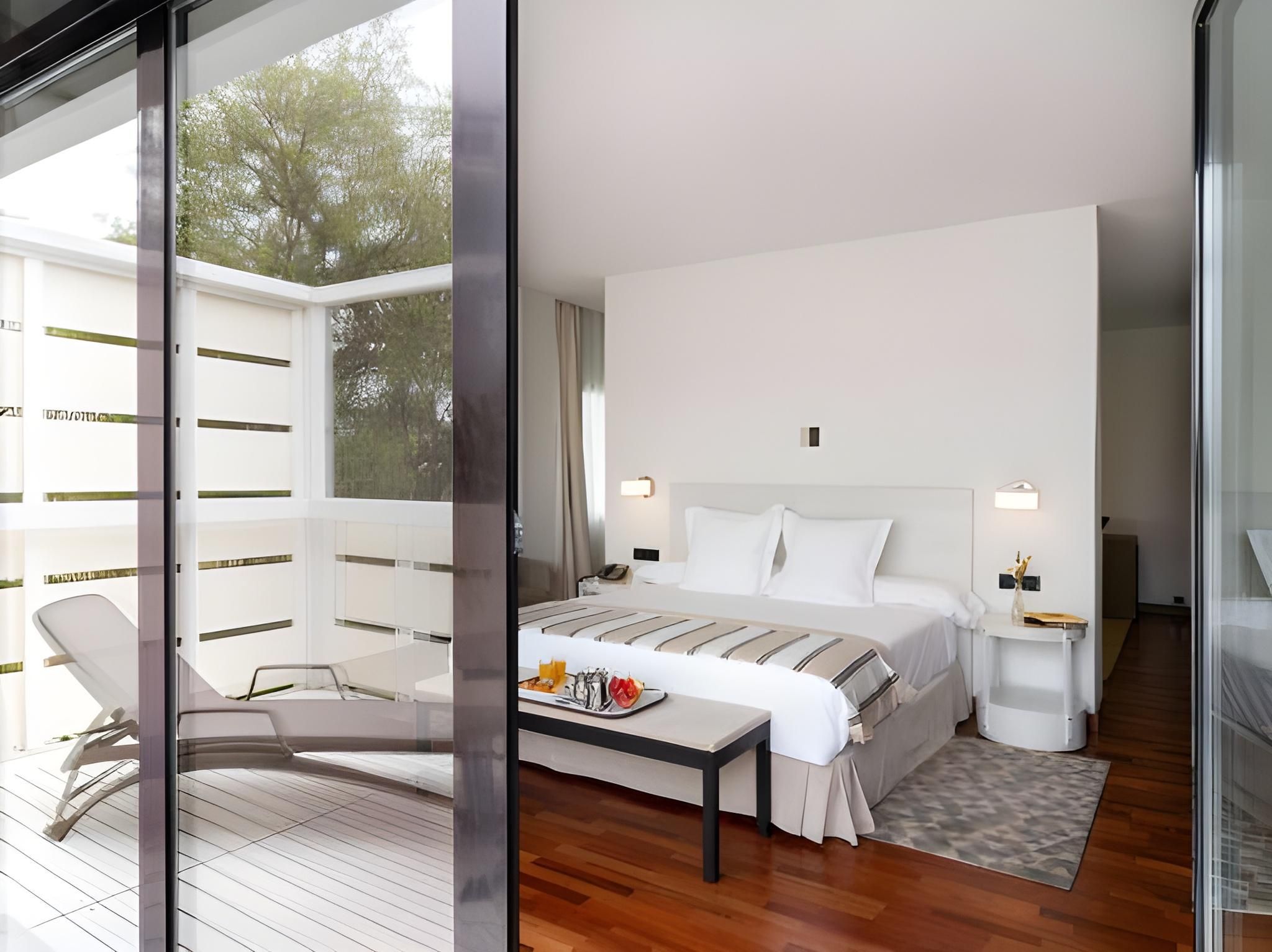 Parador de Antequera Junior Suite