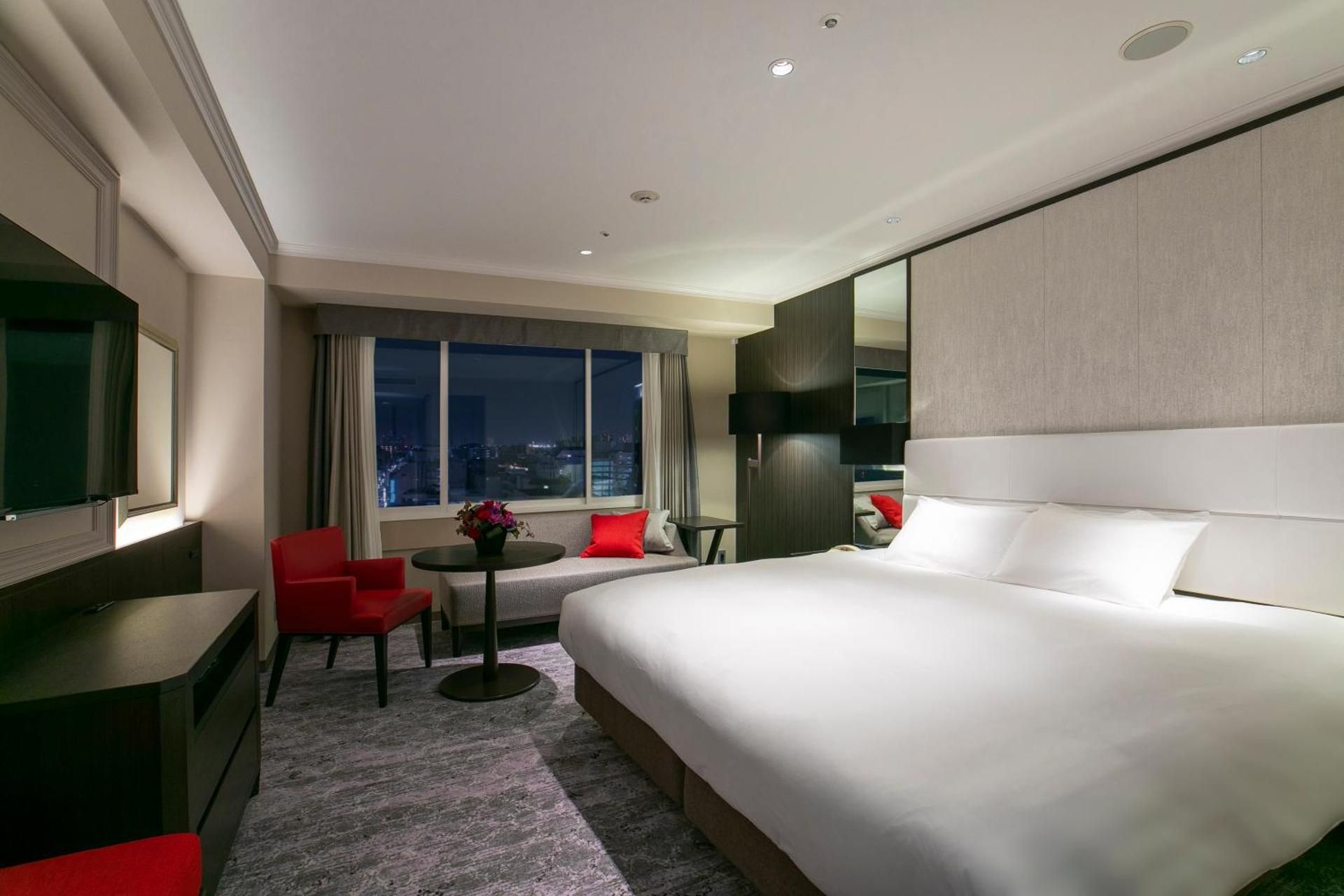 Executive Floor Double Room with Separate Bathroom - Non-Smoking