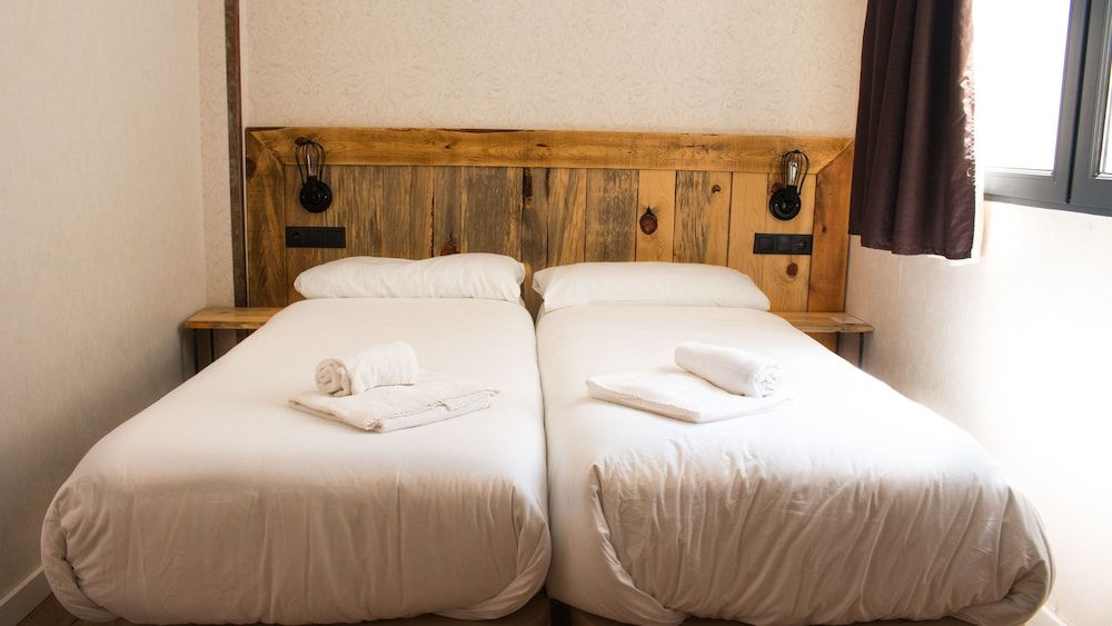 Black Swan Hostel Sevilla Double Room, Private Bathroom 2