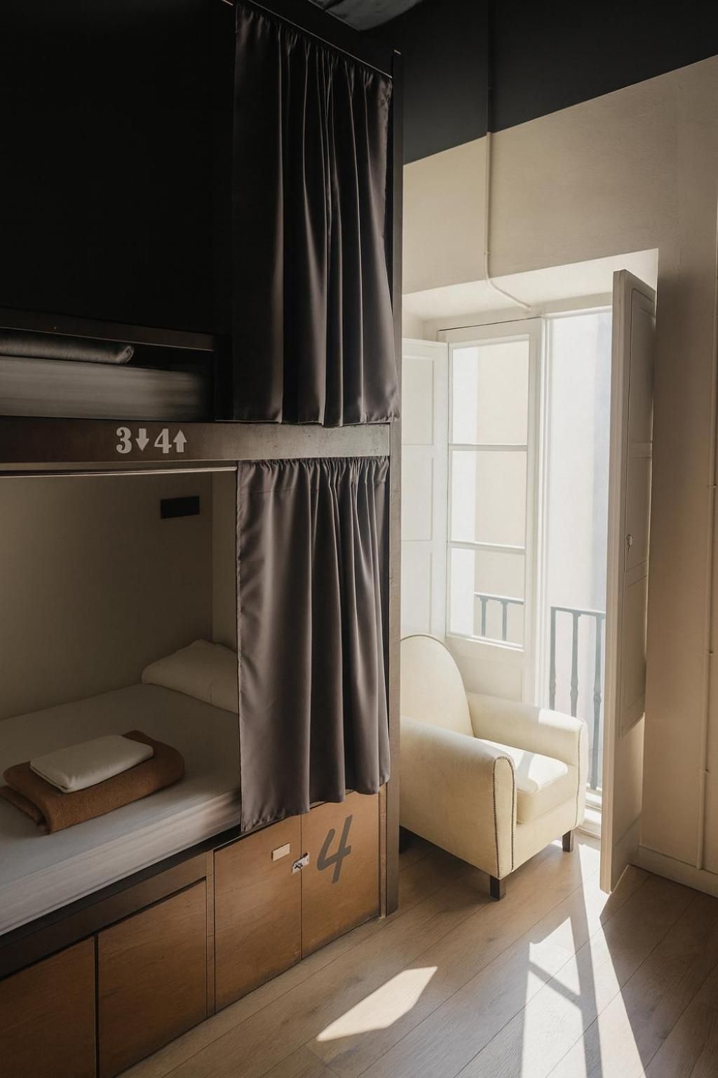 Bed in 6-Bed Dormitory Room