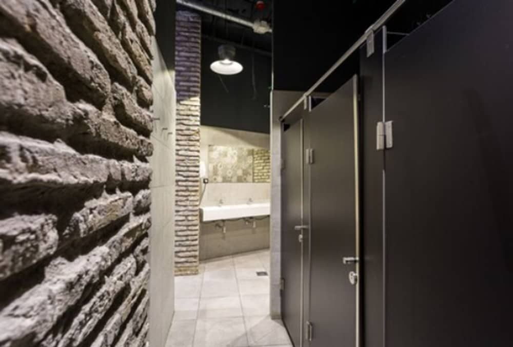 Bed in Shared Dormitory, Women Only, Shared Bathroom (8 beds)